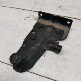 Ролик откатной двери задней правой Kia Carnival I рестайлинг