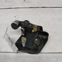 Замок двери задний левый откатной Kia Carnival I рестайлинг