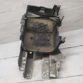 Подставка под АКБ Ford Mondeo 3