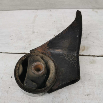 Кронштейн крепления КПП опора Kia Spectra II, Kia Shuma II