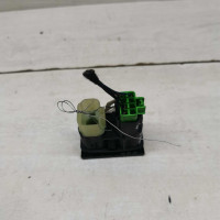 Кнопку открывания багажника Ford Mondeo 3