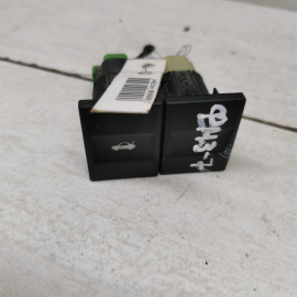 Кнопку открывания багажника Ford Mondeo 3