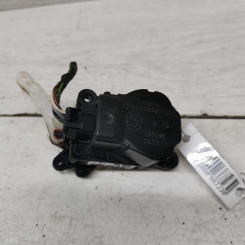 Моторчик заслонки печки сервопривод Renault Fluence I Моторчик заслонки печки сервопривод Renault Fluence I