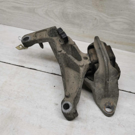 Опора двигателя правая Renault Fluence I