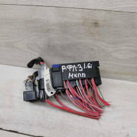 Блок предохранителей Renault Fluence I