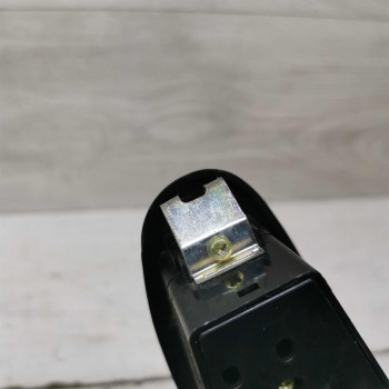 Блок управления стеклоподъёмниками Kia Spectra II Блок управления стеклоподъёмниками Kia Spectra II