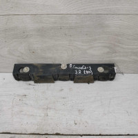 Кронштейн правый крепление заднего бампера Renault Symbol I