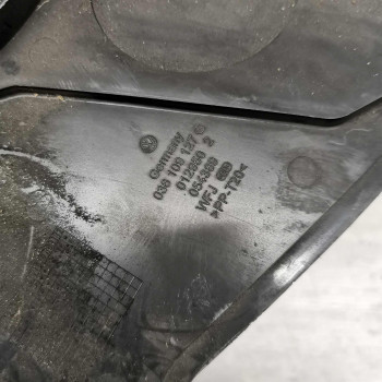 Декоративная крышка двигателя накладка 1.6i AZD Volkswagen Golf 4, Skoda Octavia A4 Декоративная крышка двигателя накладка 1.6i AZD Volkswagen Golf 4, Skoda Octavia A4