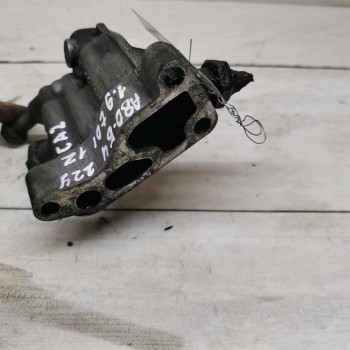 Кронштейн масляного фильтра Audi 80 B4, Audi 100 C4, Audi A6 C4