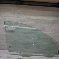 Стекло двери переднее правое Hyundai Elantra HD