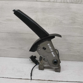 Рычаг стояночного тормоза ручник Kia Ceed I