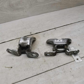 Петля двери задняя правая Kia Ceed I