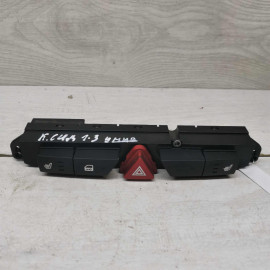 Кнопка аварийной сигнализации Kia Ceed I