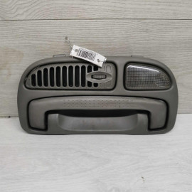 Ручка потолка, плафон салона, дефлектор обдува Kia Carnival I рестайлинг