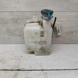 Бачок омывателя задний Kia Carnival I рестайлинг
