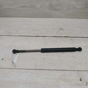 Амортизатор крышки багажника Ford Mondeo 3 