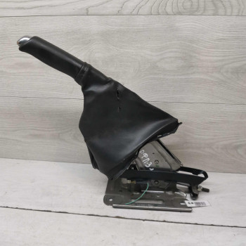 Рычаг стояночного тормоза ручник Renault Fluence I