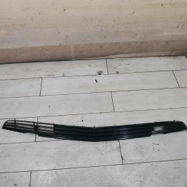 Решетка бампера Audi 100 C3 