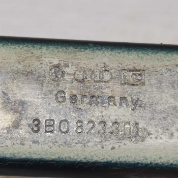 Петля капота левая Volkswagen Passat B5 GP, Volkswagen Passat B5 Петля капота левая Volkswagen Passat B5 GP, Volkswagen Passat B5