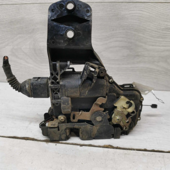 Замок двери передний правый Volkswagen Passat B5 GP, Volkswagen Passat B5