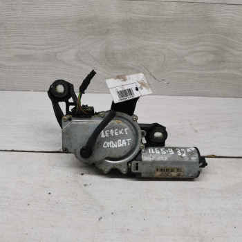 Моторчик стеклоочистителя заднего Volkswagen Passat B5, дефект