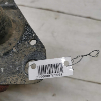 Кронштейн левый крепление переднего бампера Volkswagen Passat B5