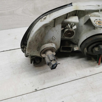 Фара передняя левая Hyundai accent II Фара передняя левая Hyundai accent II