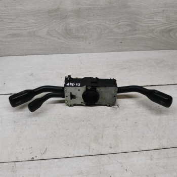 Подрулевой перекчатель в сборе Audi 100 C4