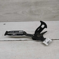 Замок капота Audi 100 C4 Замок капота Audi 100 C4