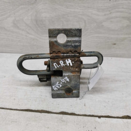 Петля двери передняя правая нижняя Audi 100 C4, Audi A6 C4 