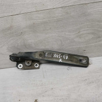 Петля капота правая Audi 100 C4, Audi A6 C4 Петля капота правая Audi 100 C4, Audi A6 C4