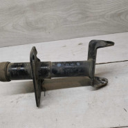 Кронштейн левый крепление переднего бампера Volkswagen Passat B5 Кронштейн левый крепление переднего бампера Volkswagen Passat B5