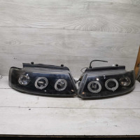 Фара передняя Volkswagen Passat B5