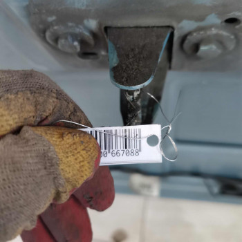 Капот ford focus 2 рестайлинг, дефекты  на фото 2010гв 16900