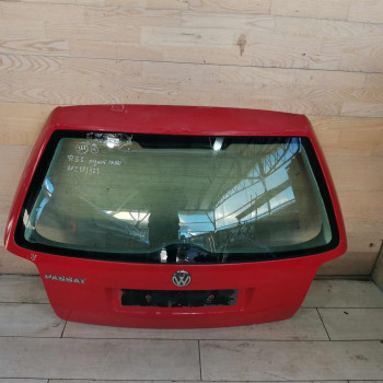 Крышка багажника  Volkswagen Passat B5