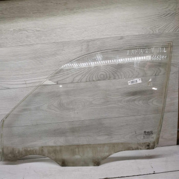 Стекло двери переднее левое Hyundai accent 2