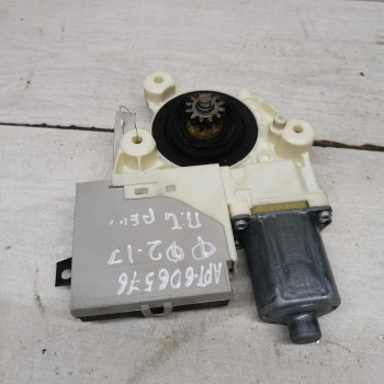 Моторчик стеклоподъёмника передний левый Ford Focus 2 рестайлинг