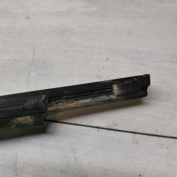 Молдинг двери задней правый Volkswagen Passat B5