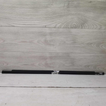 Молдинг двери задний левый Volkswagen Passat B5 Молдинг двери задний левый Volkswagen Passat B5