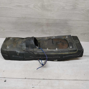 Кузов элемент вырез под кулису audi a6 c4,  Audi 100 C4