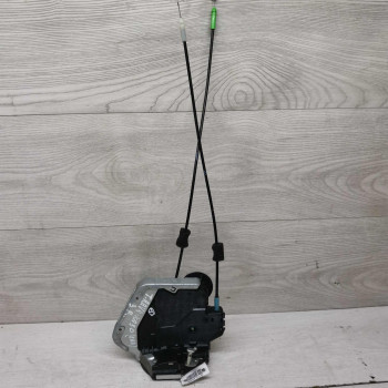 Замок двери задний правый Toyota RAV4 III (XA30)