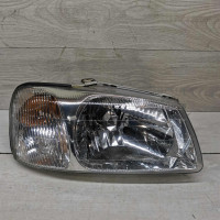 Фара передняя правая Hyundai accent II Фара передняя правая Hyundai accent II