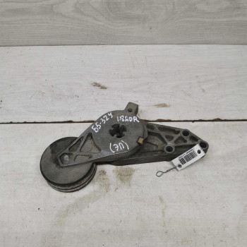 Натяжитель ремня генератора 1.8 ADR audi a4 B5 Volkswagen Passat B5