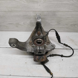 Кулак поворотный передний левый Opel Vectra C дорестайлинг