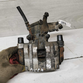 Суппорт задний правый Opel Vectra C дорестайлинг