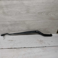 Поводок стеклоочистителя левый Opel Vectra C дорестайлинг Поводок стеклоочистителя левый Opel Vectra C дорестайлинг