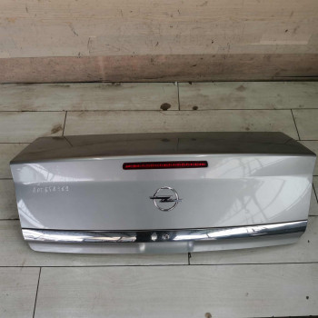 Крышка багажника Opel Vectra C дорестайлинг Крышка багажника Opel Vectra C дорестайлинг