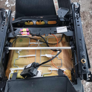 Сиденье переднее Opel Vectra C дорестайлинг Сиденье переднее Opel Vectra C дорестайлинг