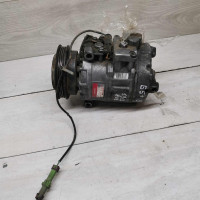 Компрессор кондиционера Volkswagen Passat B5 GP Компрессор кондиционера Volkswagen Passat B5 GP