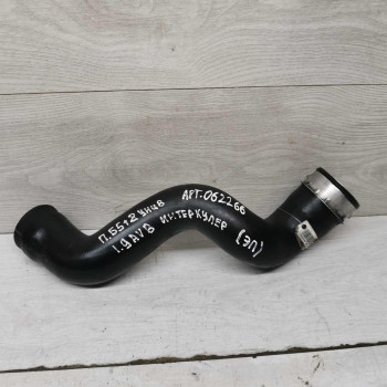 Патрубок интеркулера Volkswagen Passat B5 GP